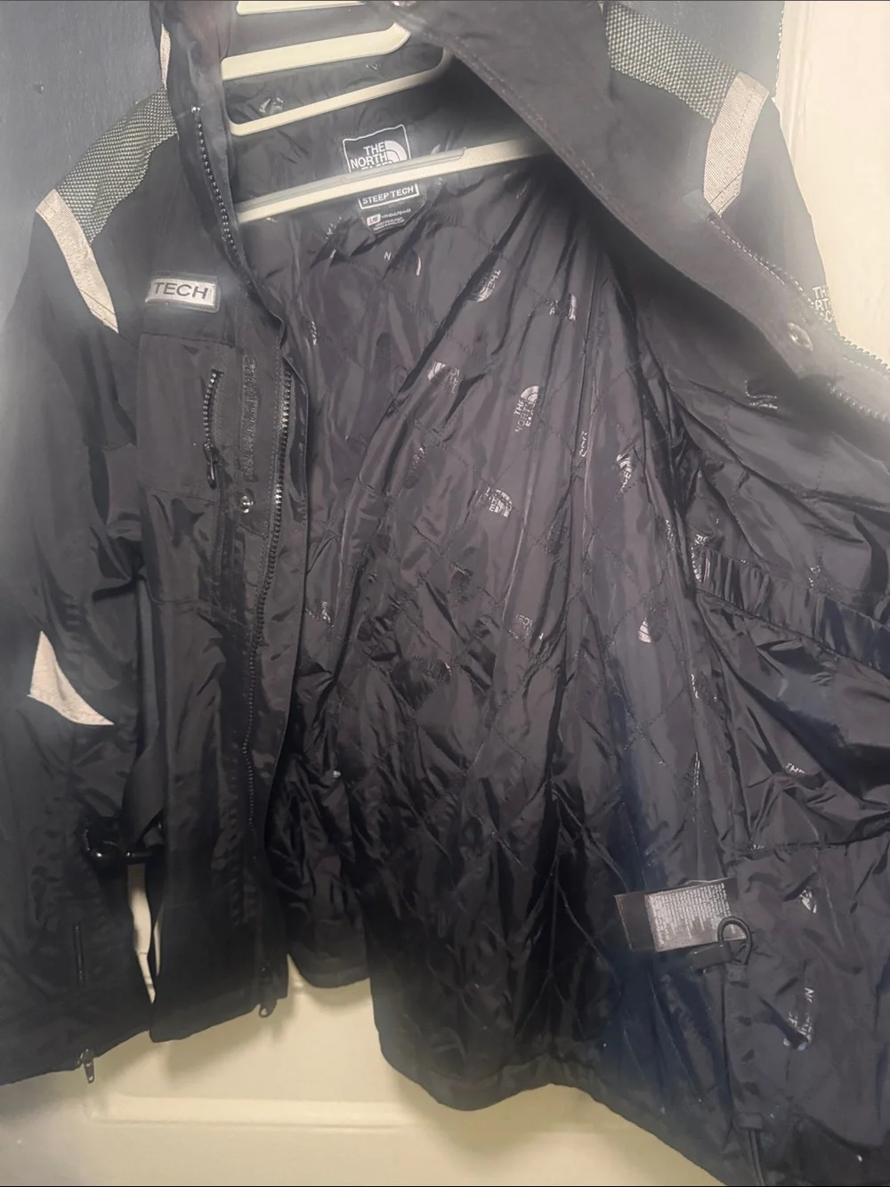 The North Face Black Ski & Snowboard Jacket with White and Gray Accents